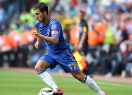 足球直播-阿尔艾因世俱杯比赛场景实录及关键时刻聚焦