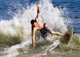 足球直播-法甲球队资源配置策略：转会预算、青训投入与高管决策